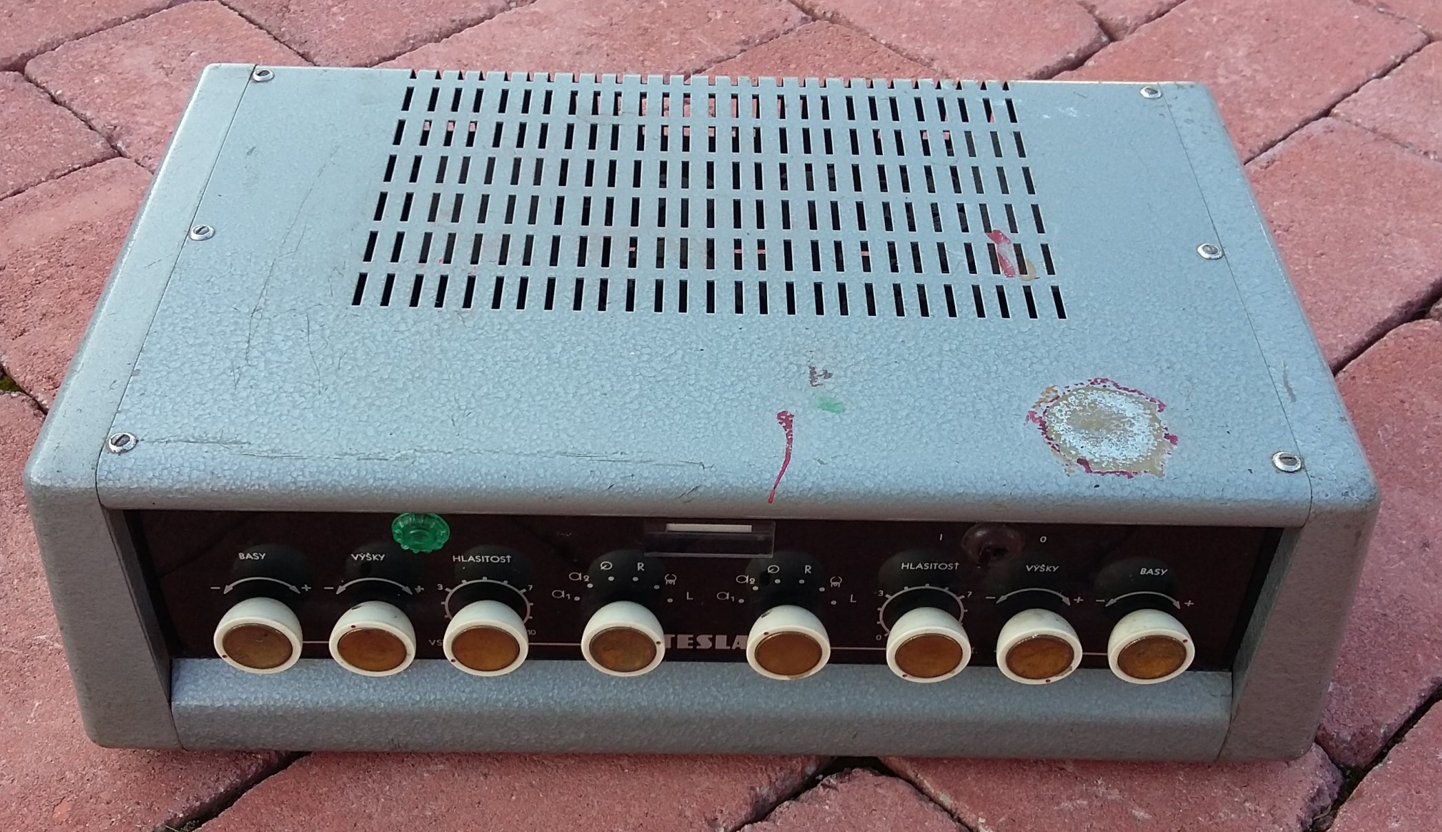 Tesla azk 210
