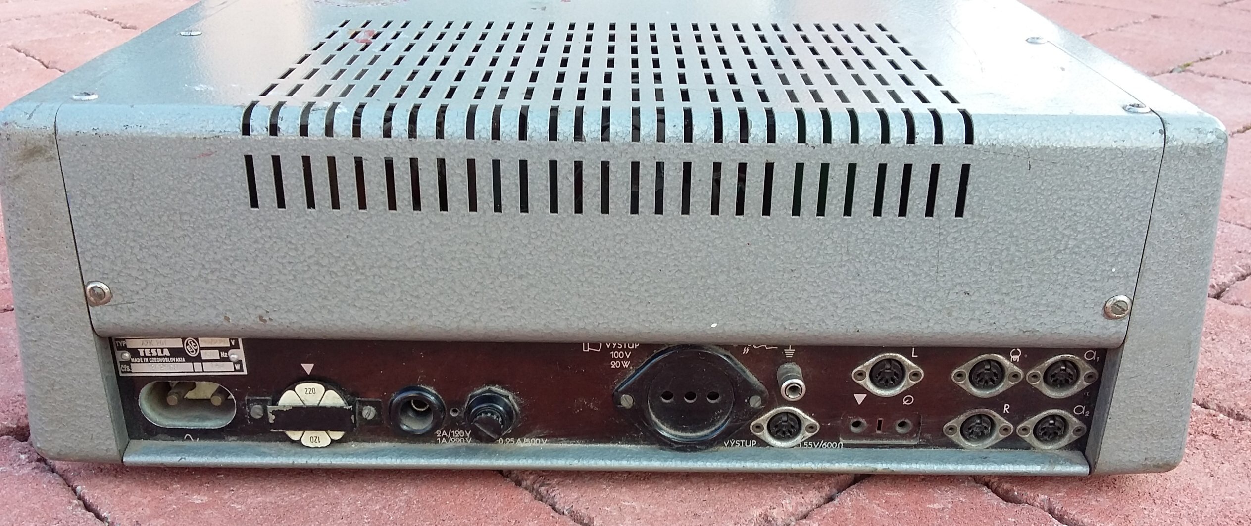 Tesla azk 210
